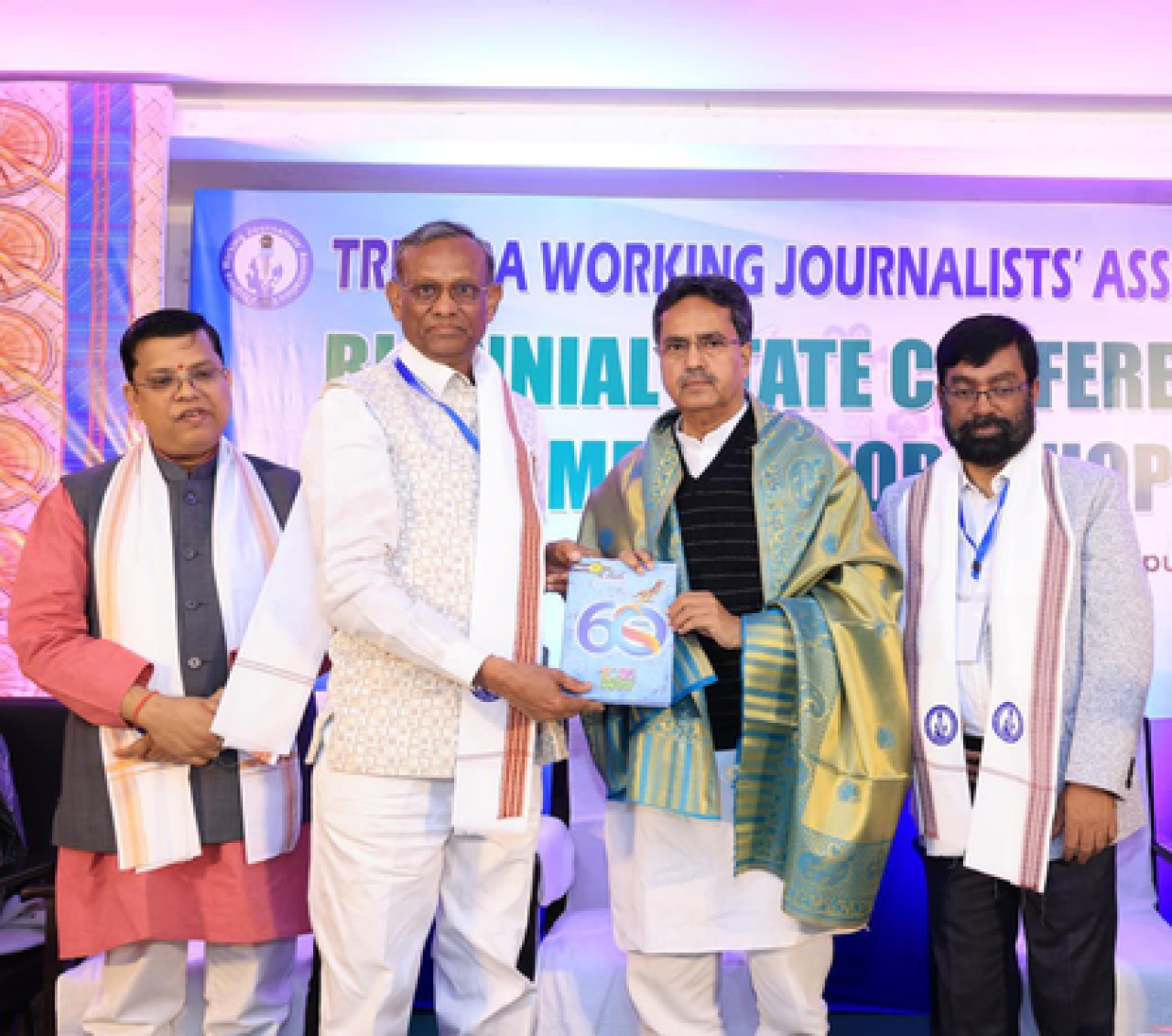 ஊடகம் சமூகத்தின் கண்ணோட்டம்: டிஜிட்டல் யுகத்தில் புதுப்பிக்க வேண்டும்
