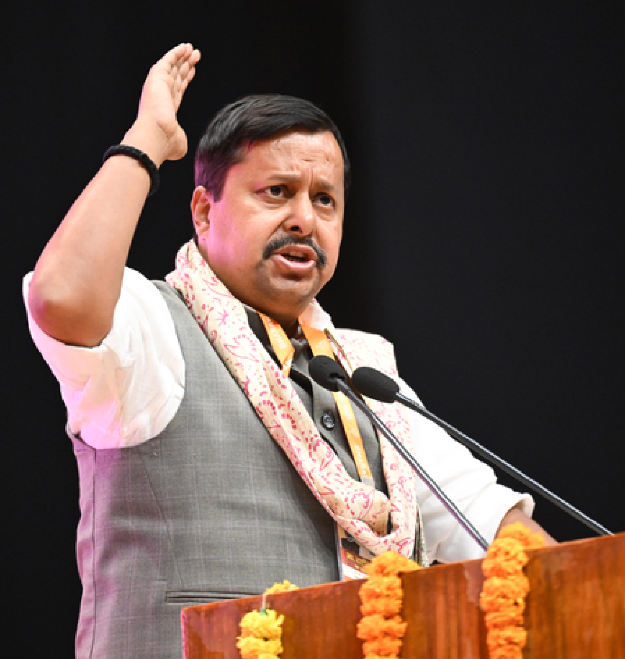 நிதின் நவீன் 20-22 பெப்ரவரி வரை குஜராத்தில் விஜயம்