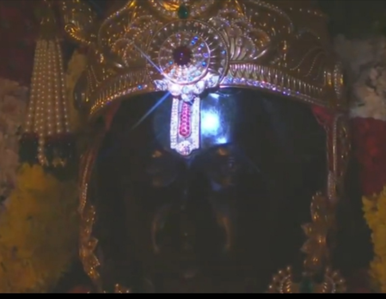 அயோத்தியில் ராமநவமி விழாவில் அற்புதமான சூரிய திலகம்