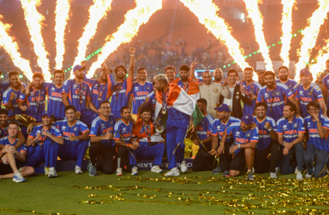இந்திய வீரர்கள், இரண்டு முறை T20 உலகக் கோப்பையை வென்றவர்கள்