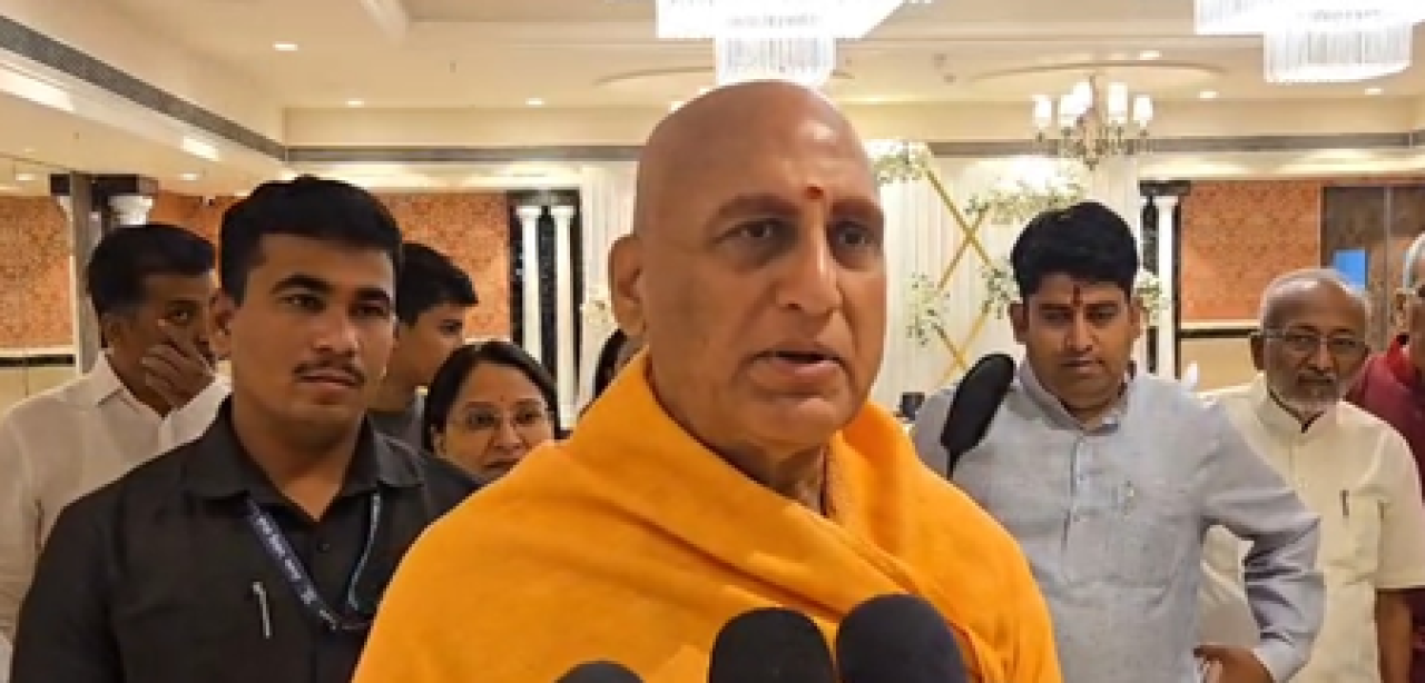 உலகில் அமைதி இருந்தால், நாங்களும் அமைதியாக இருப்போம்: ஸ்வாமி அவதேஷானந்த் கிரி