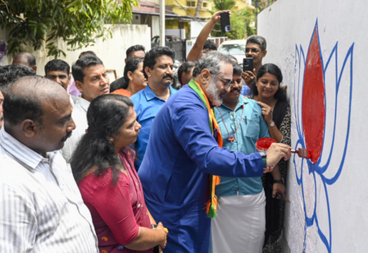 கேரள தேர்தலுக்கு முன்னர் பாஜக எதிர்ப்புகளை எதிர்கொள்கிறது