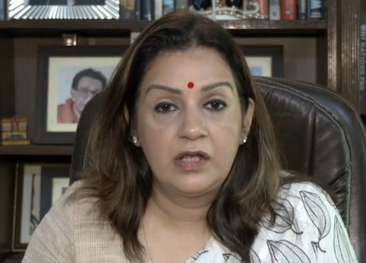 பாராளுமன்ற கூட்டத்தை அழைப்பதில் தாமதம்: பிரியங்கா சதுர்வேதி கருத்து
