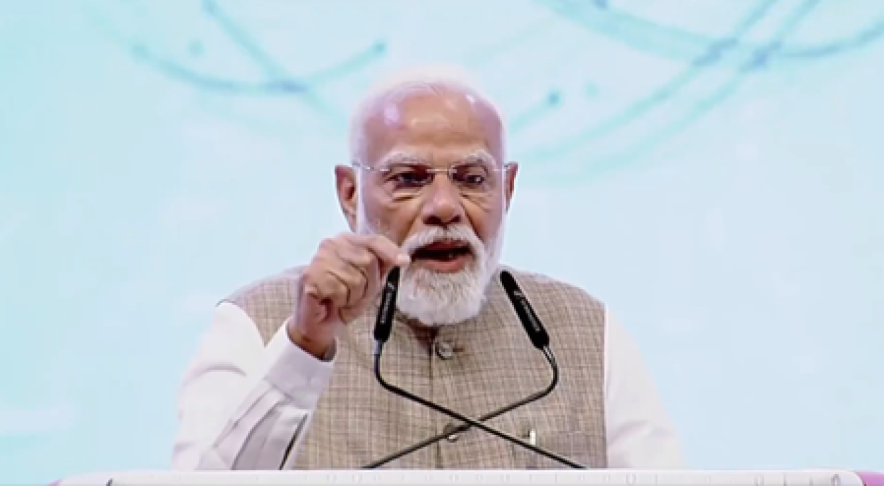 பிரதமர் மோடி மாநிலங்களில் கொண்டாட்டங்களைப் பற்றி செய்தி வெளியிட்டார்