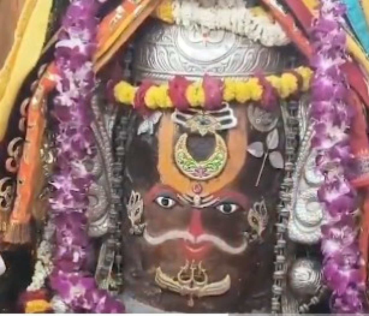 மகாகாலேசுவரர் கோவிலில் பஸ்ம ஆர்த்தியின் அதிசய நிகழ்வு