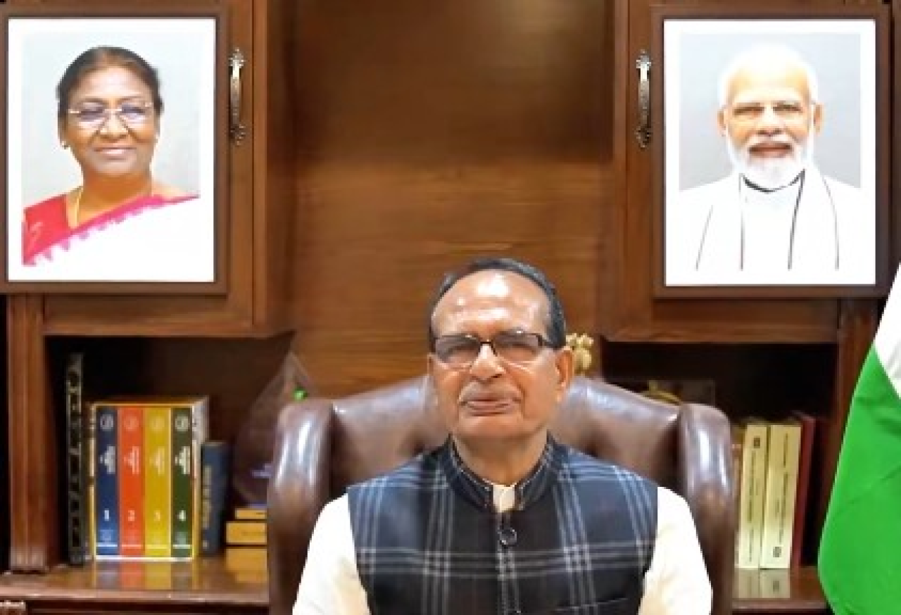 மத்தியப் பிரதேசத்திற்கு விவசாய நலன் தொகுப்பு வழங்கிய விவசாய அமைச்சர்