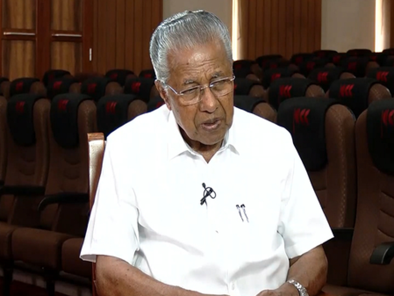 യു.ഡി.എഫ്.-ന് മതപര ശക്തികളുമായി ബന്ധമുണ്ടെന്ന് മുഖ്യമന്ത്രി പിണറായി വിജയൻ ആരോപിച്ചു