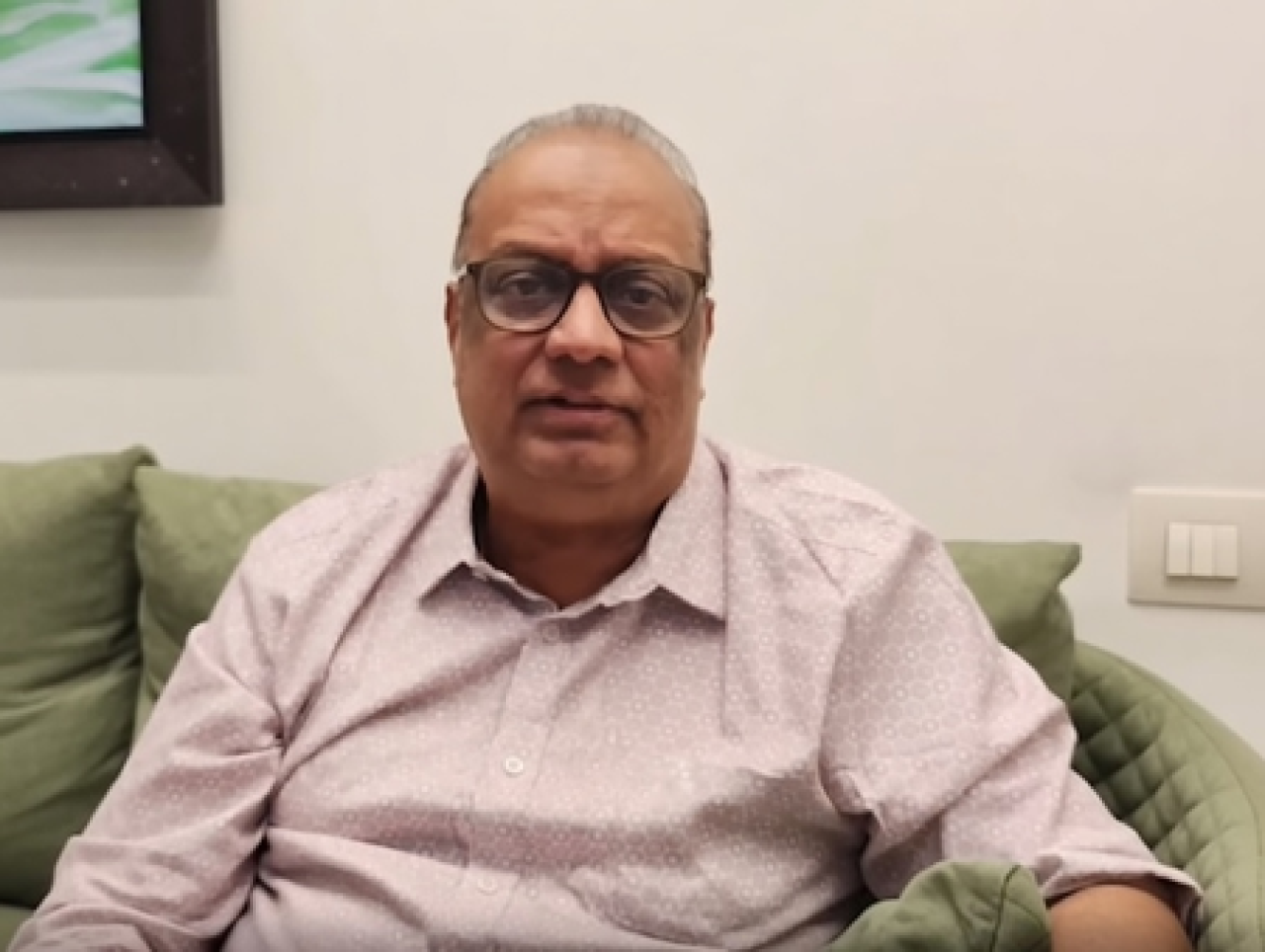சிவசேனா பிரதிநிதி ‘லாட்கி பெண்ணா திட்டம்’ குறித்து எதிர்க்கட்சியின் குற்றச்சாட்டுகளை மறுத்தார்