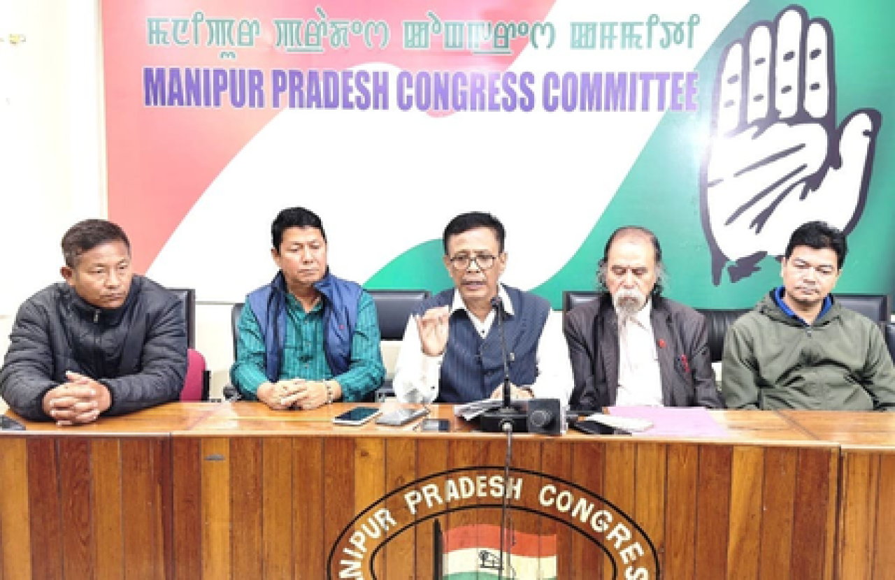 மணிப்பூரில் காங்கிரஸ் கட்சியின் விமர்சனம், முதல்வரை குற்றம் சாட்டியது