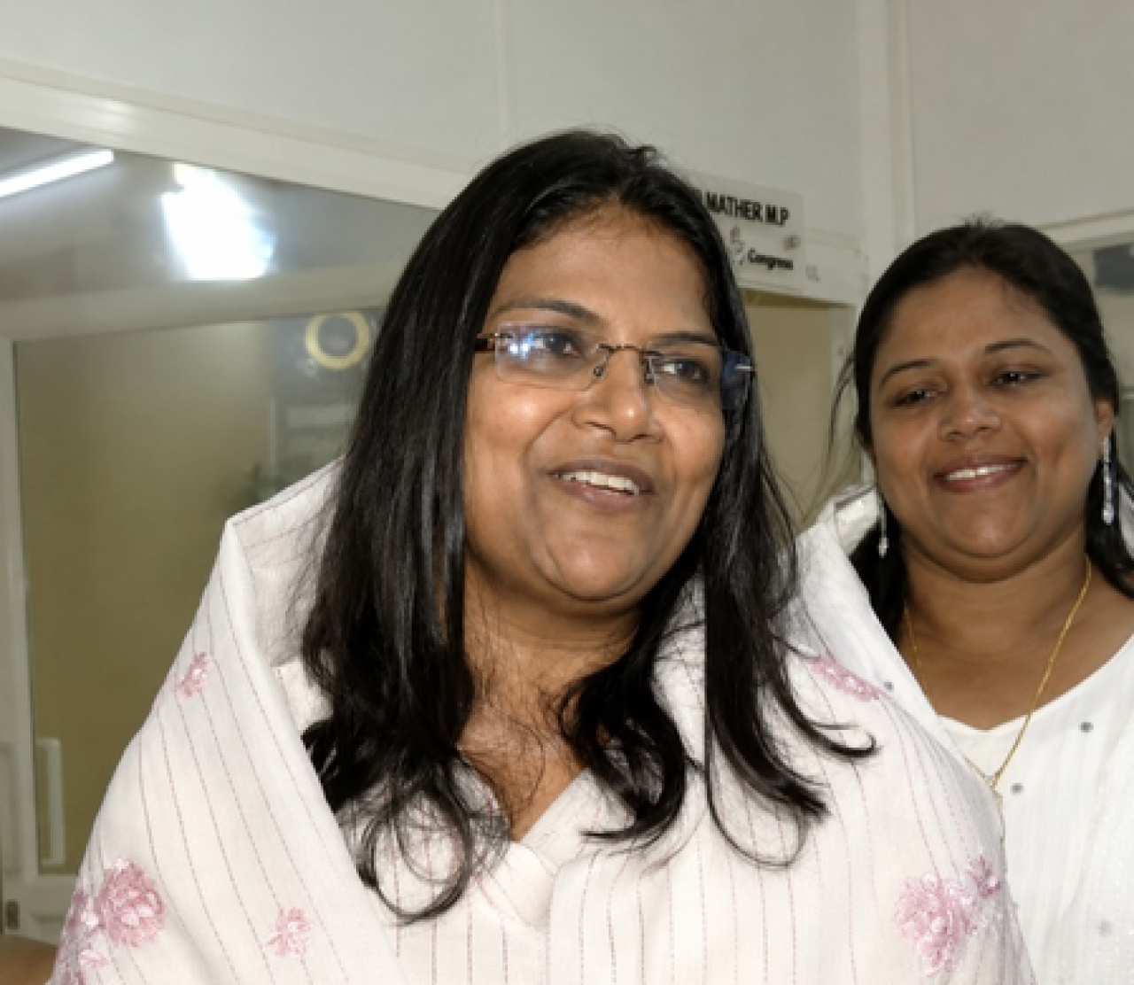 தமிழ்நாட்டின் அரசியல் நிலவரம் குறித்து காங்கிரஸ் எம்எல்ஏ ஜேபி மாதேர் கருத்து தெரிவித்தார்