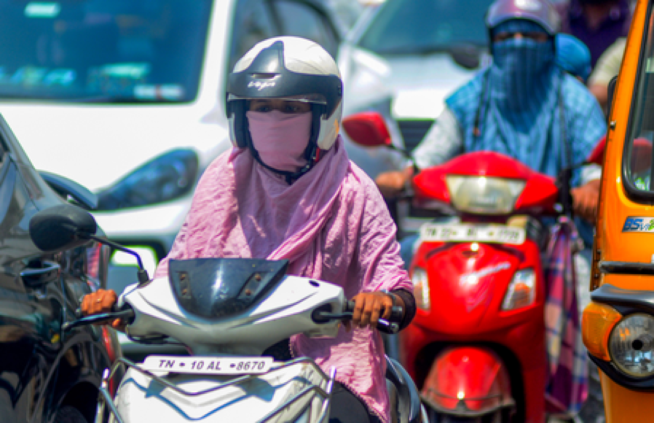 தமிழ்நாட்டில் வெப்பநிலை 40 டிகிரி கடந்து, மழை எதிர்பார்ப்பு
