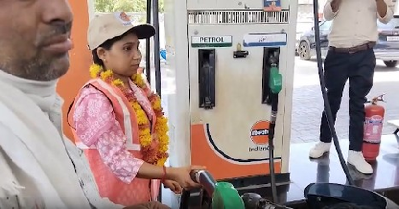 பெண்கள் ஆற்றல்: சக்தி திதி திட்டம் மூலம் 118 பெண்கள் பெட்ரோல் பம்பில் வேலை செய்கிறார்கள்
