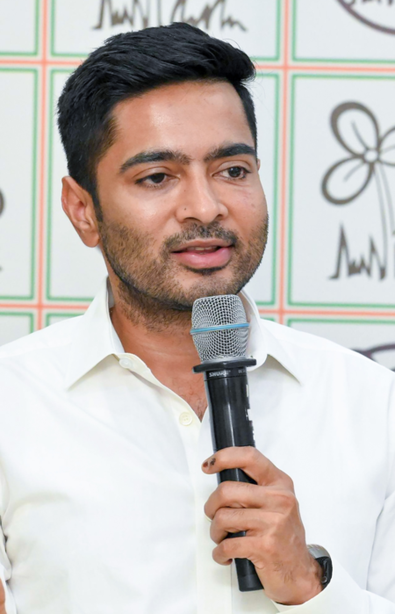அஜ்மல் சித்திகி, டிஎம்சியின் அல்ப்சங்கியர் தலைவர், பதவியிலிருந்து விலகினார்