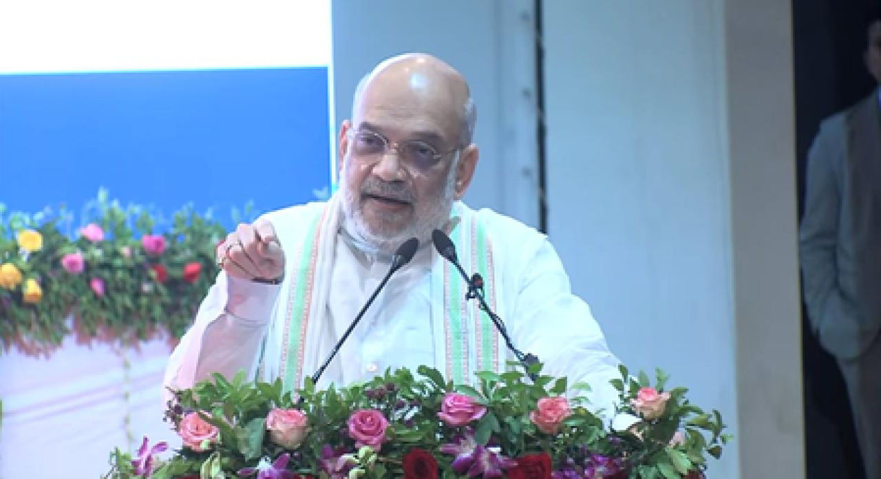 குஜராத்தில் ஏழ்மை இல்லை, ஆனால் உண்மையான ஏழ்மை உத்தரப்பிரதேசத்தில்: அமித் ஷா