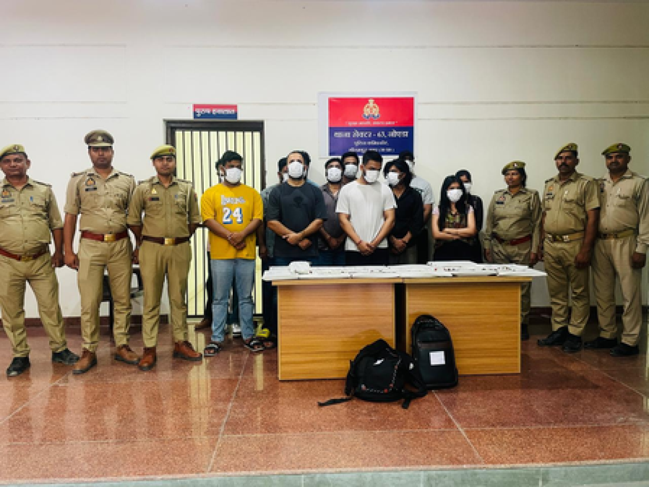 நொயிடா: வெளிநாட்டவர்களை ஏமாற்றிய 13 சைபர் குற்றவாளிகள் கைது