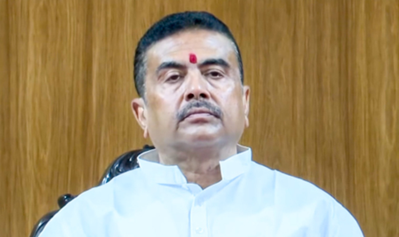 மேற்கு பெங்காலில் சாலை விபத்தில் நான்கு பேர் உயிரிழப்பு