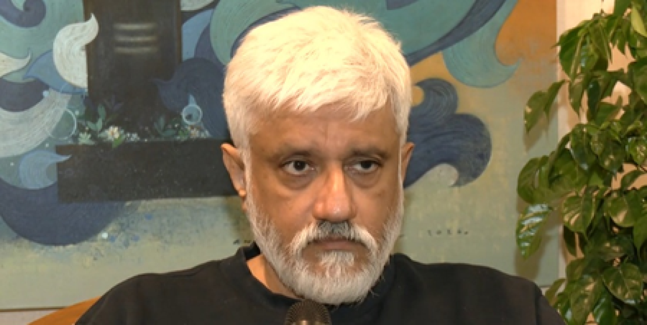 விக்ரம் பாட்டின் பாராட்டு: மோடியின் தலைமுறை நாட்டின் நம்பிக்கையை உயர்த்துகிறது