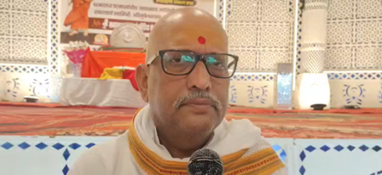 चंदा चोरी से ध्यान भटकाने के लिए बच्चों की आवाज दबा रही सरकार: अजय राय
