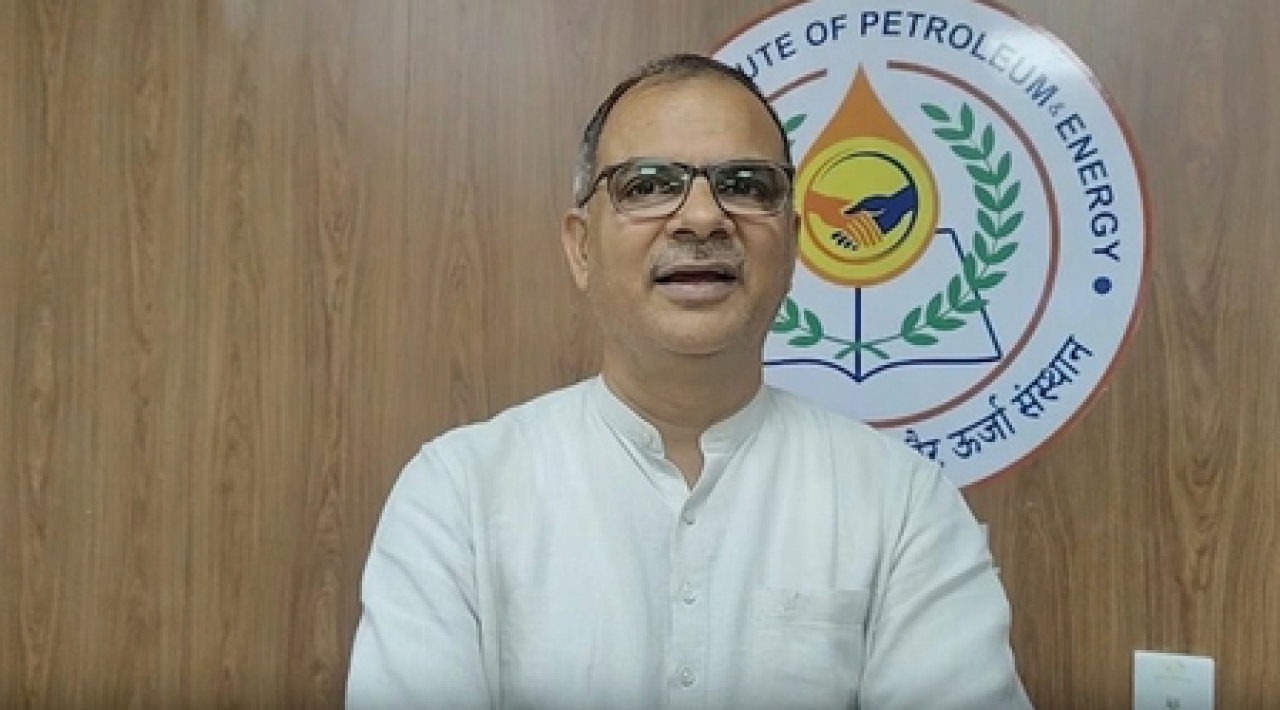 पेट्रोल में एथेनॉल मिश्रण से घटेगी कच्चे तेल पर निर्भरता, अर्थव्यवस्था को मिलेगा बड़ा लाभ