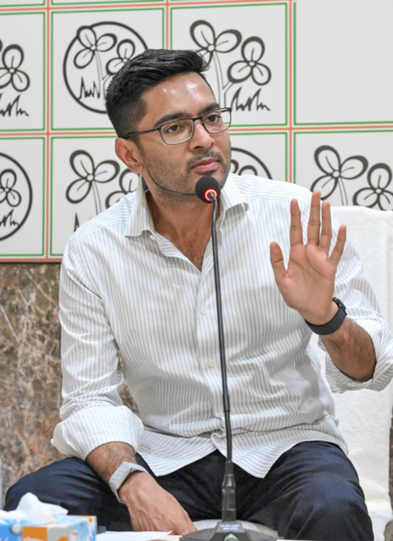 அபிஷேக் பானர்ஜியின் இடைக்கால பாதுகாப்பு 17 ஜூலை வரை நீட்டிப்பு