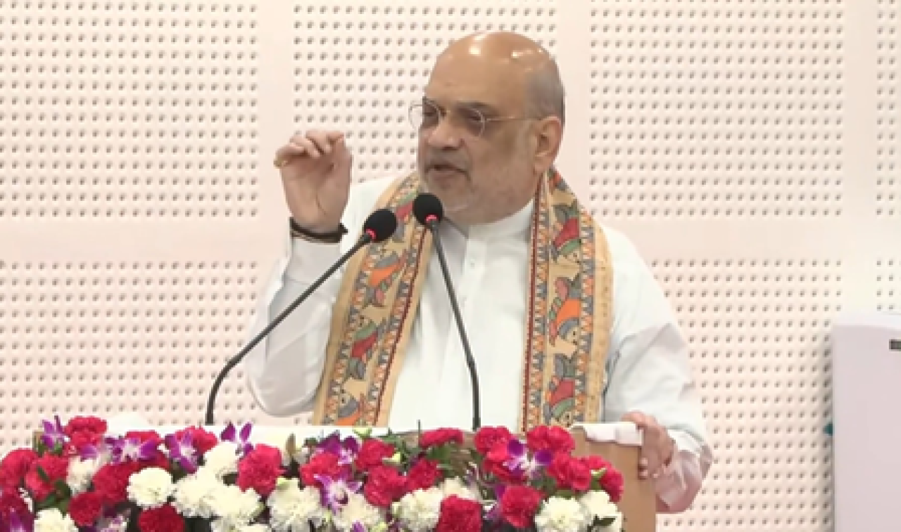 இந்தியாவின் கலாச்சாரம் மற்றும் அறிவை புரிந்துகொள்ள, தின்கர் படிக்க வேண்டும்: அமித் ஷா