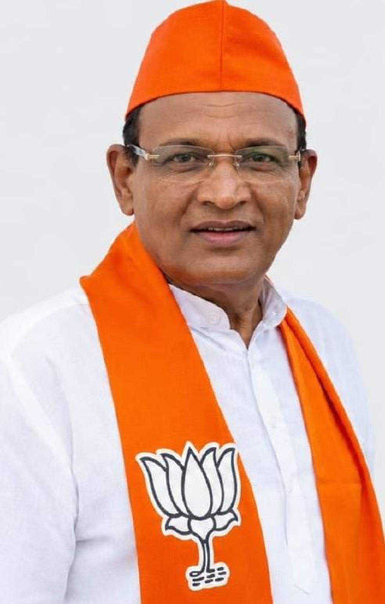 மஞ்சல்பூர் சட்டமன்ற தொகுதியில் துணை தேர்தலுக்கான வேட்பாளராக சதீஷ் பட்டேல் நியமனம்
