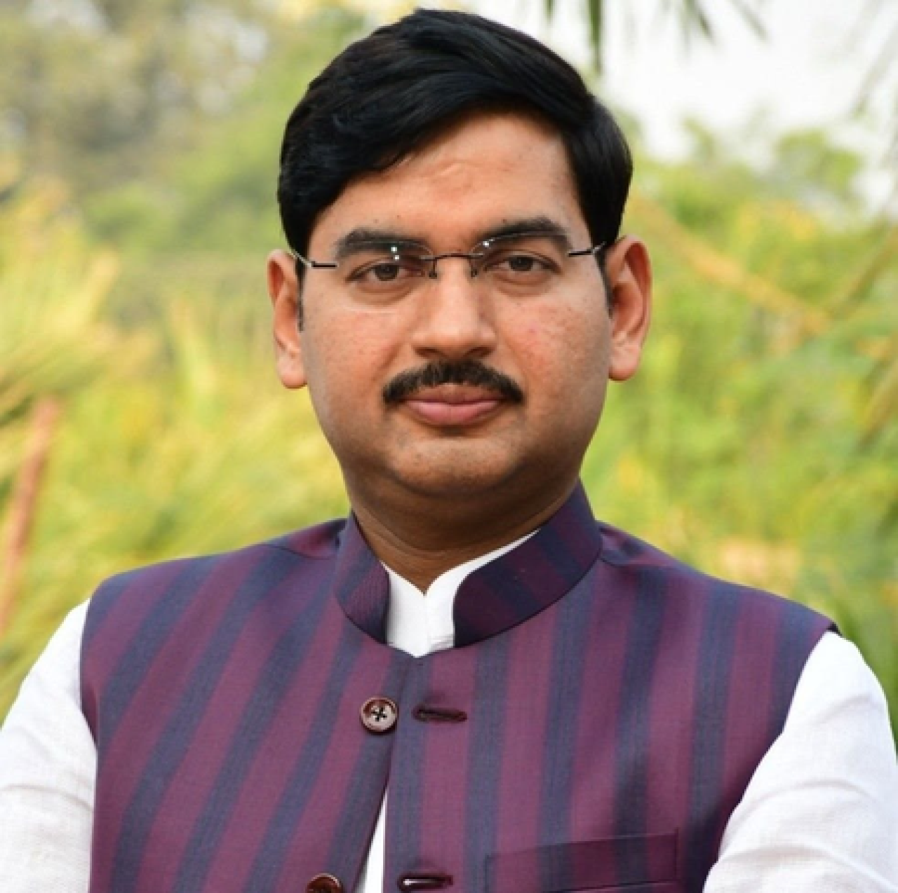 மத்திய பிரதேசத்தில் பெண்களுக்கு மது கடைகள் திறக்க திட்டமிடவில்லை: பாஜக