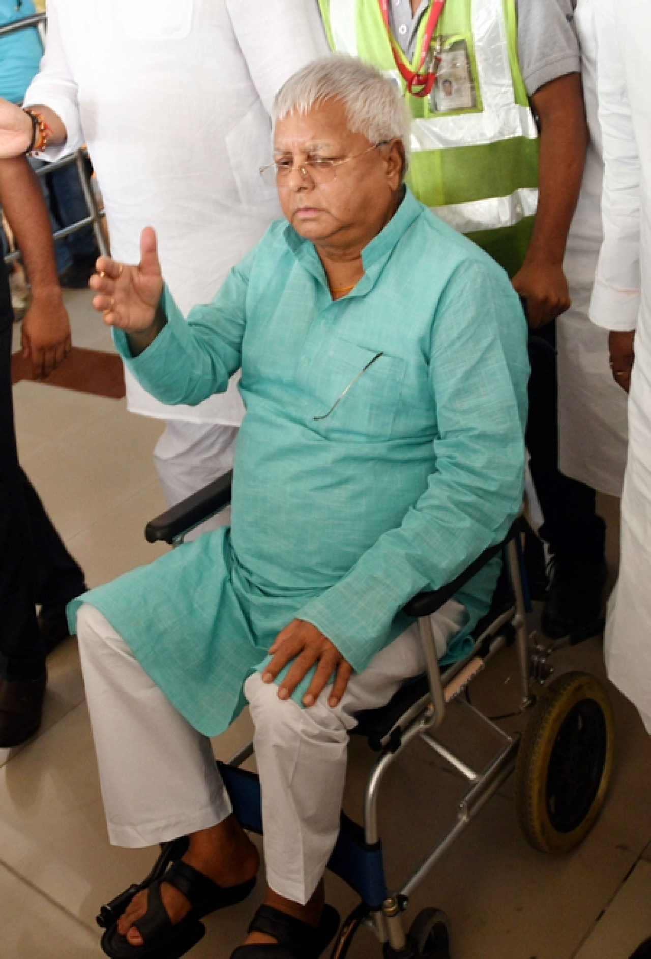 Supreme Court ने देवघर चारा घोटाला मामले में लालू को मिली राहत बरकरार रखी, हाईकोर्ट से अपील पर फैसला करने को कहा