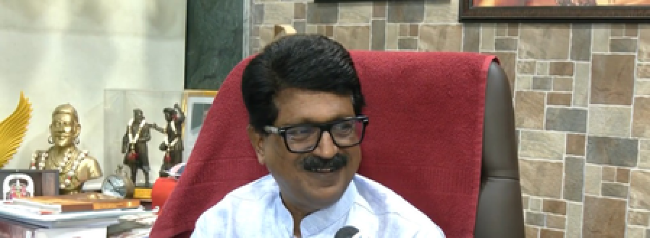 ‘पार्टी का मतलब सिर्फ विधायक नहीं,’ अरविंद सावंत बोले- शिंदे गुट अयोग्य घोषित हो