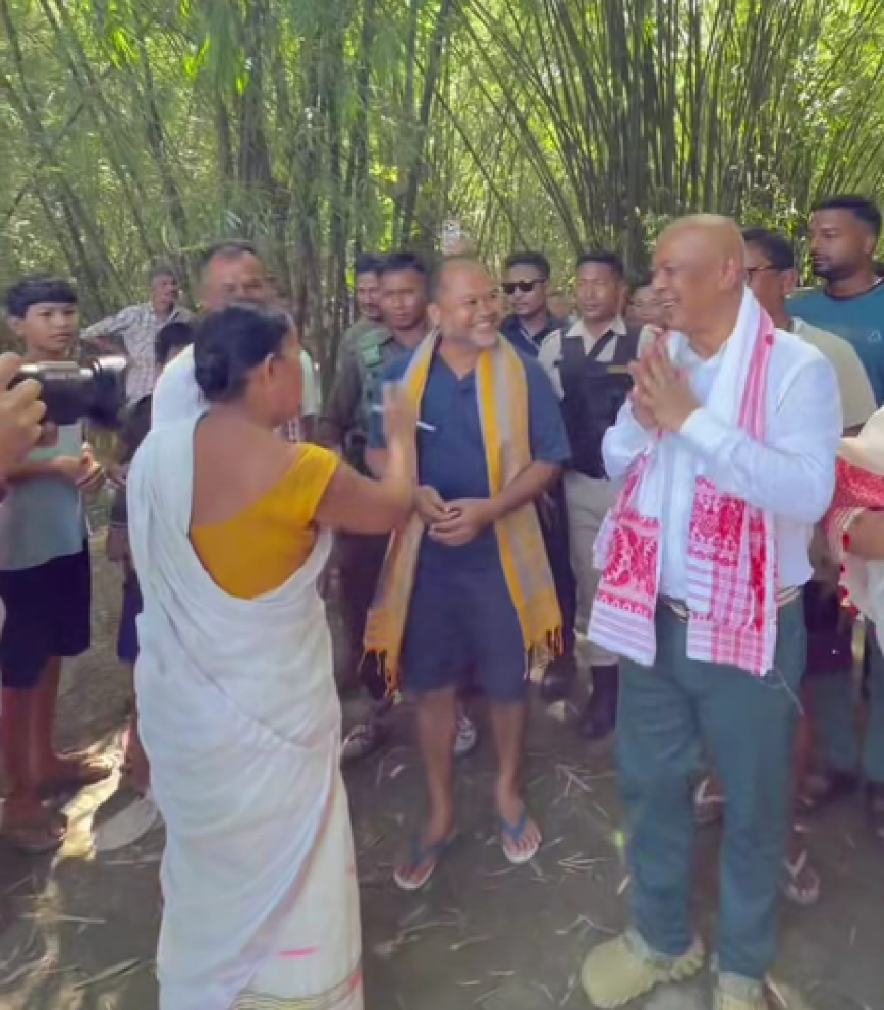 बीटीसी प्रमुख मोहिलारी ने बाढ़ प्रभावित शिवसागर में राहत अभियान का नेतृत्व किया, सहायता सामग्री भी बांटी