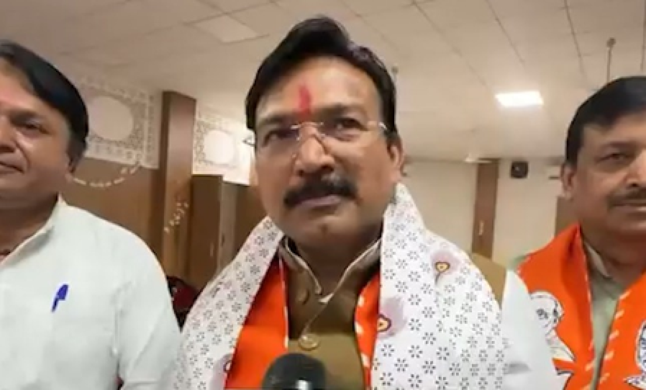 புதிய பொறுப்புகளை ஏற்றுக்கொண்டு, பார்ட்டி தலைவர்களின் உறுதி