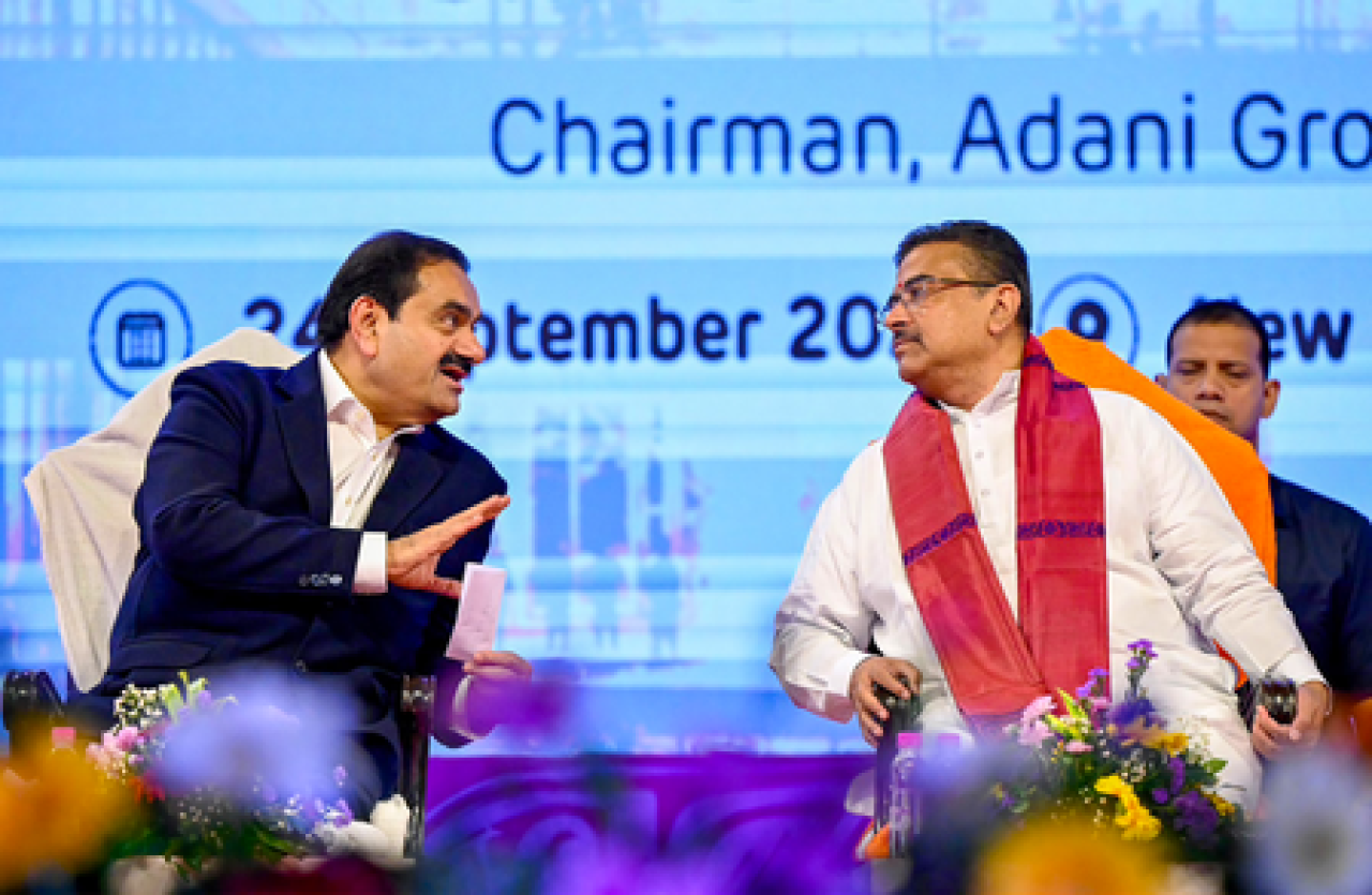 अदाणी ग्रुप पश्चिम बंगाल में 2035 तक 1,00,000 करोड़ रुपए से ज्यादा का करेगा निवेश: गौतम अदाणी
