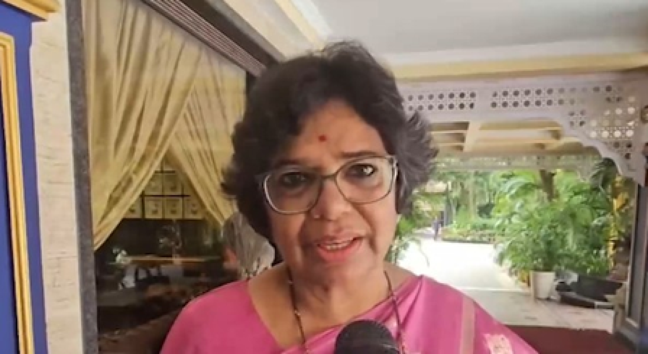 बस में नाबालिग से रेप करने वाले आरोपियों को मिले कड़ी सजा, समाज को भी मानसिकता बदलने की जरूरत