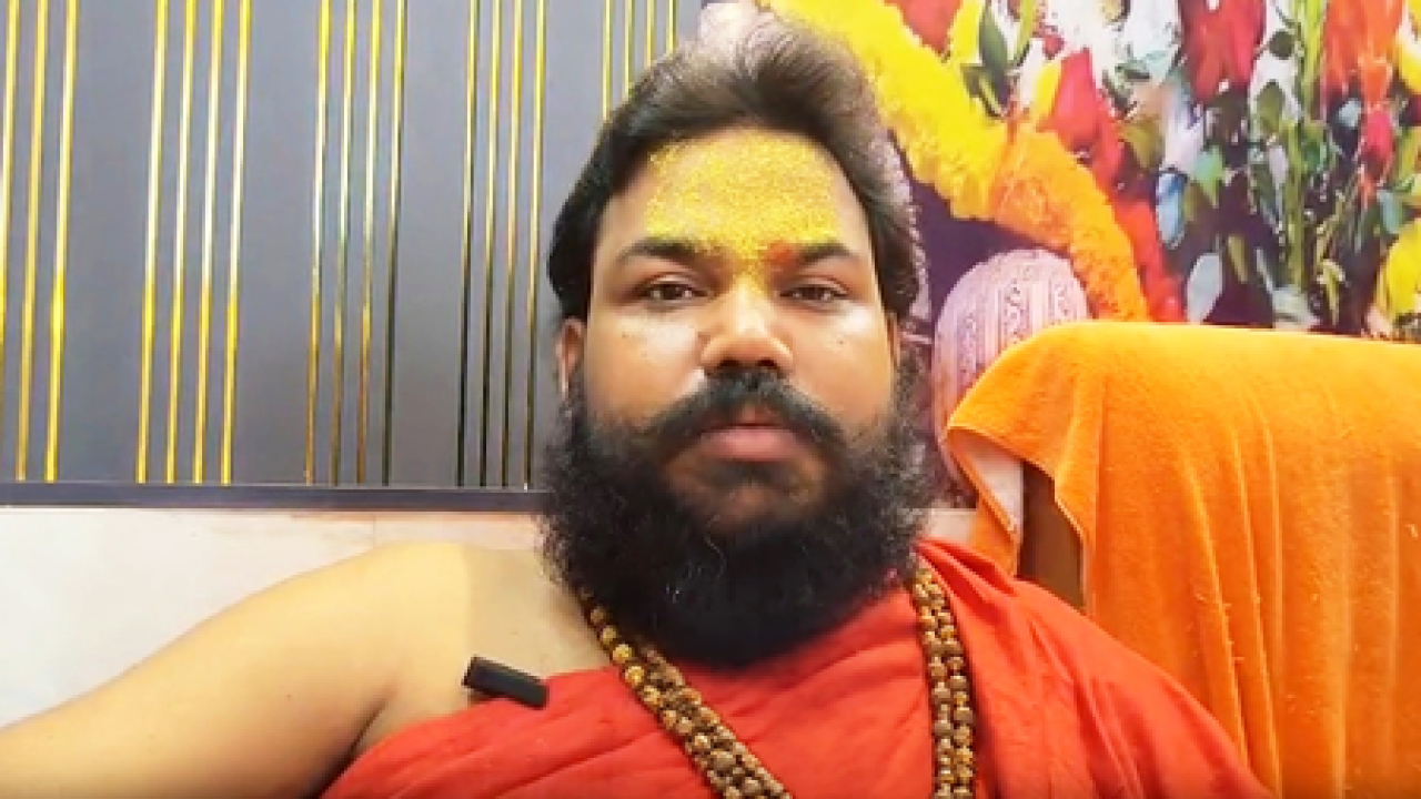 அயோத்தியாவின் சாந்தர்கள், மௌர்யா மற்றும் மசூதின் கருத்துக்களை கண்டிக்கின்றனர்
