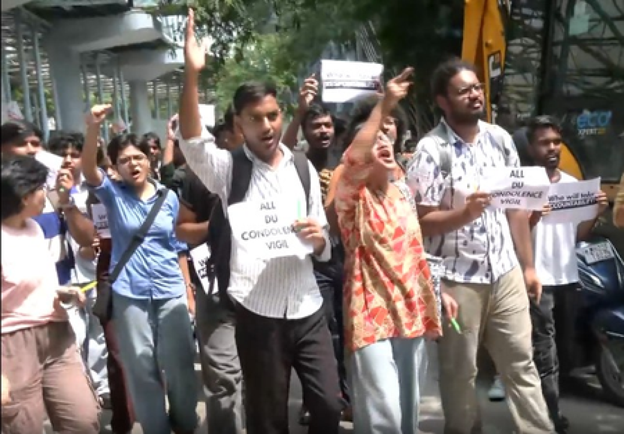 சத்திய நிகேதன் விபத்து: மாணவர்களுக்கு ஹோஸ்டல் கோரிக்கையை முன்வைத்து எஸ்.எஃப்.ஐ. marches