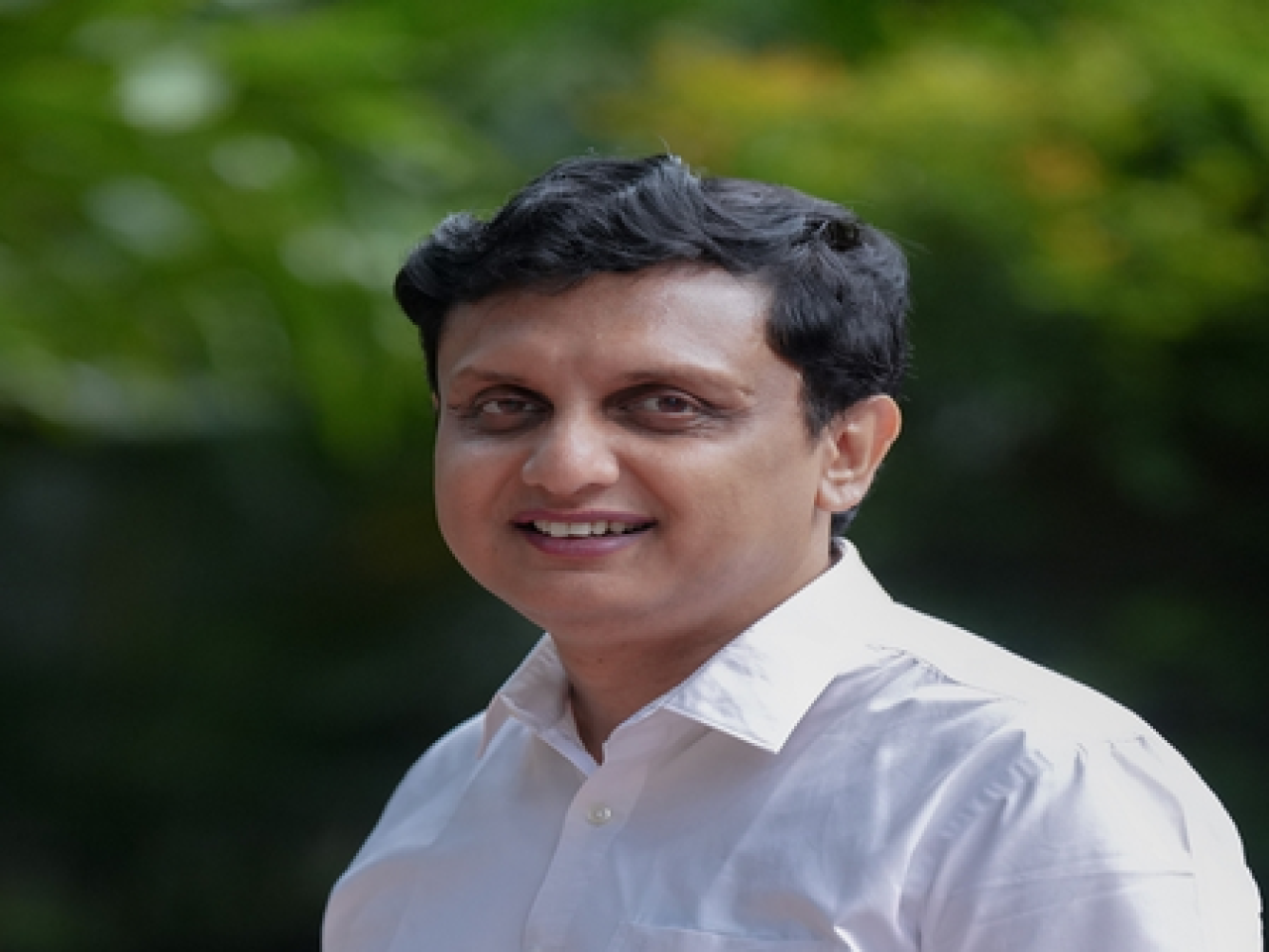 சிஎம்ஆர்எல்-எக்ஸாலாஜிக் விவகாரம்: வினாவின் தினசரி மற்றும் ரியாஸ் மீது குற்றச்சாட்டு