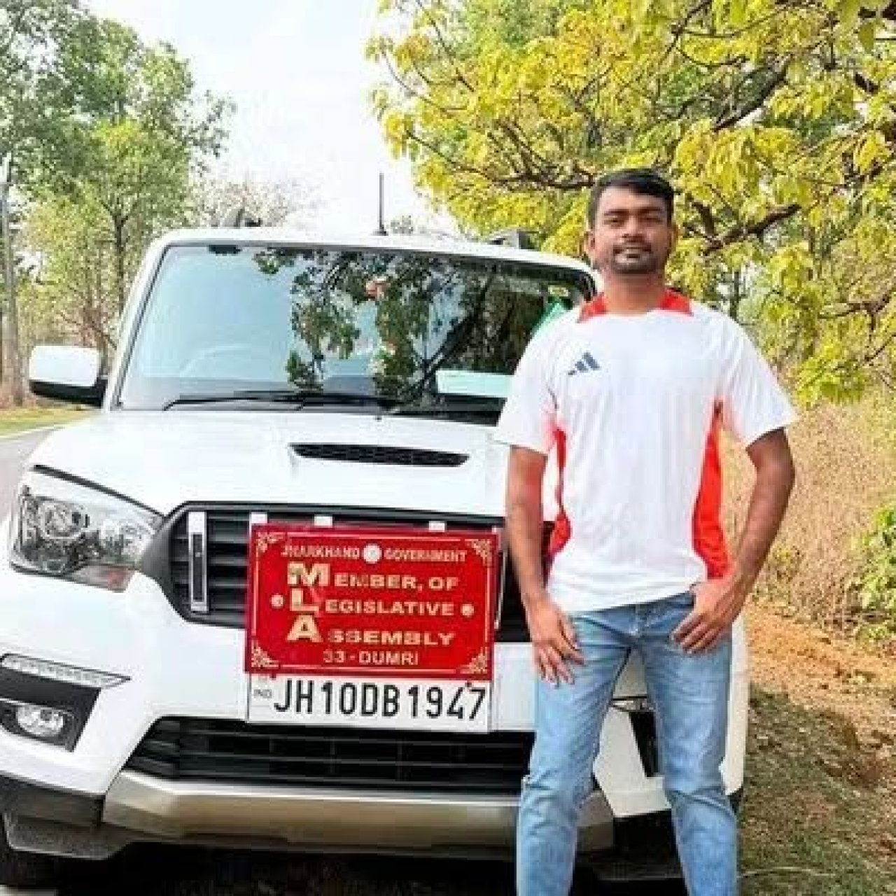 ஜார்கண்ட் போலீசாரின் போராட்டம்: ஜெயராம் மகதோவின் கைது கோரிக்கை