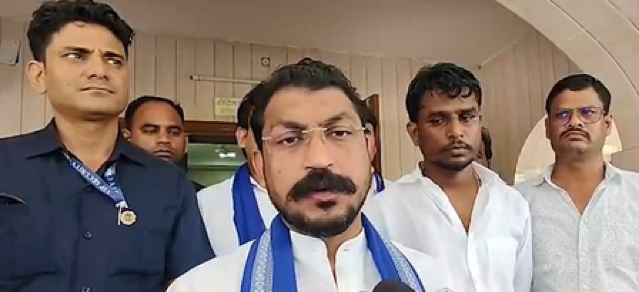 மக்கள் வாக்கு ஆவணங்களை விரும்புகிறார்கள், தேர்தல் ஆணையம் பதிலளிக்க வேண்டும்: சந்திரசேகர் ஆஜாத்