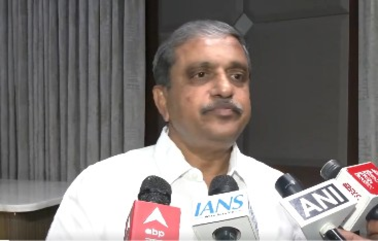 வाईஎஸ்ஆர்சிபி, லோகேஷின் ராஜினாமாவை மீண்டும் கோருகிறது
