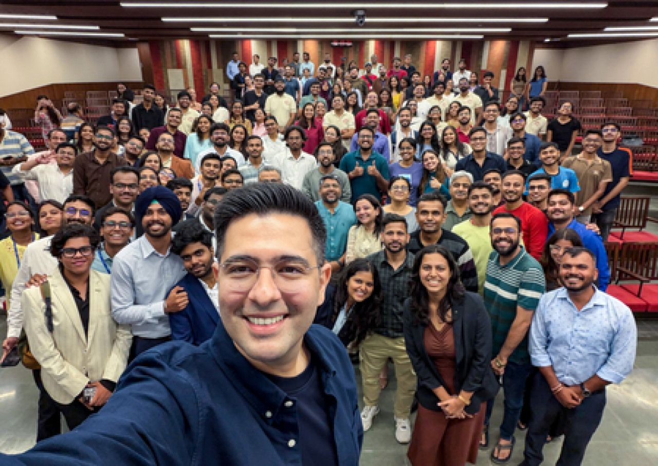 आईआईएम अहमदाबाद में बोलें राघव चड्ढा, ‘युवा ही बनाएंगे भारत का भविष्य’