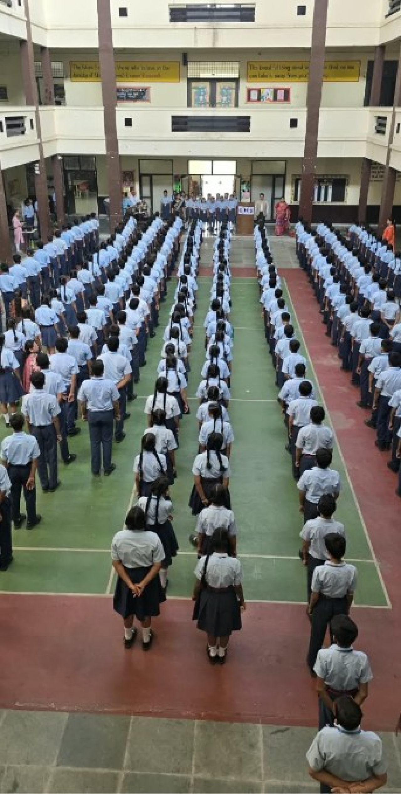 கான்பூரில் ‘வந்தே மாதரம்’ பாடல், ஒரு லட்சம் மாணவர்கள் கலந்து கொண்டனர்