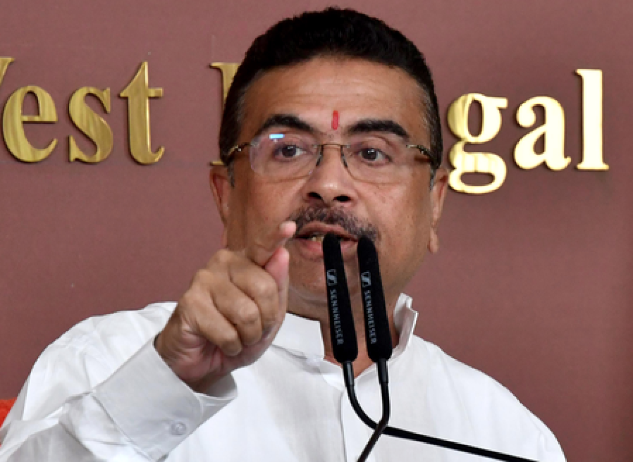 கோல்கட்டா, அக்டோபர் 19: துர்கா பூஜையின் போது ஏற்பட்ட भगदड़க்கு பின், மேற்கத்திய பெங்கால் அரசு நடவடிக்கை எடுத்தது