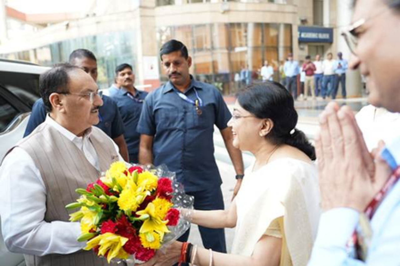 ஜே.பி. நட்டா, ராம் மனோஹர் லோஹியா மருத்துவமனியில் சேவைகளை ஆய்வு செய்தார்
