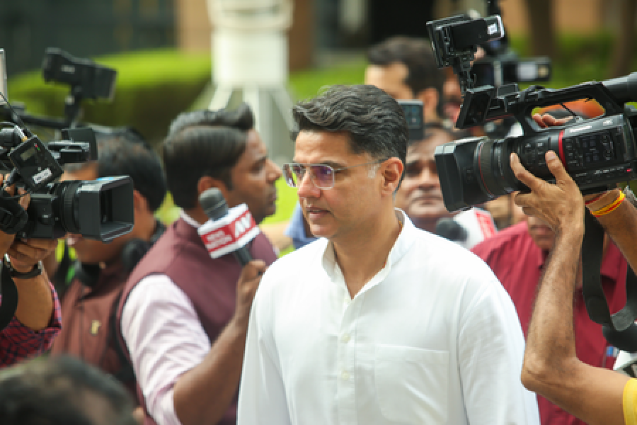 தேர்தல் ஆணையத்தின் செயல்பாடு குறித்து சச்சின் பாய்லட் கேள்விகள் எழுப்பினார்