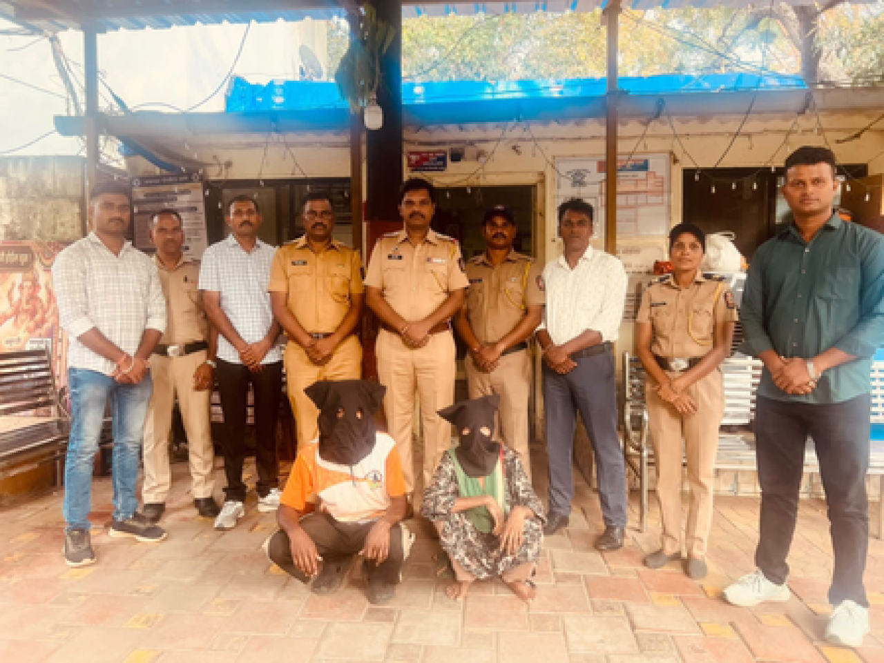மகாராஷ்டிராவில் சிறிய விவாதத்தில் கல்லால் தாக்கி பெண்மணியின் கொலை, இரண்டு குற்றவாளிகள் கைது
